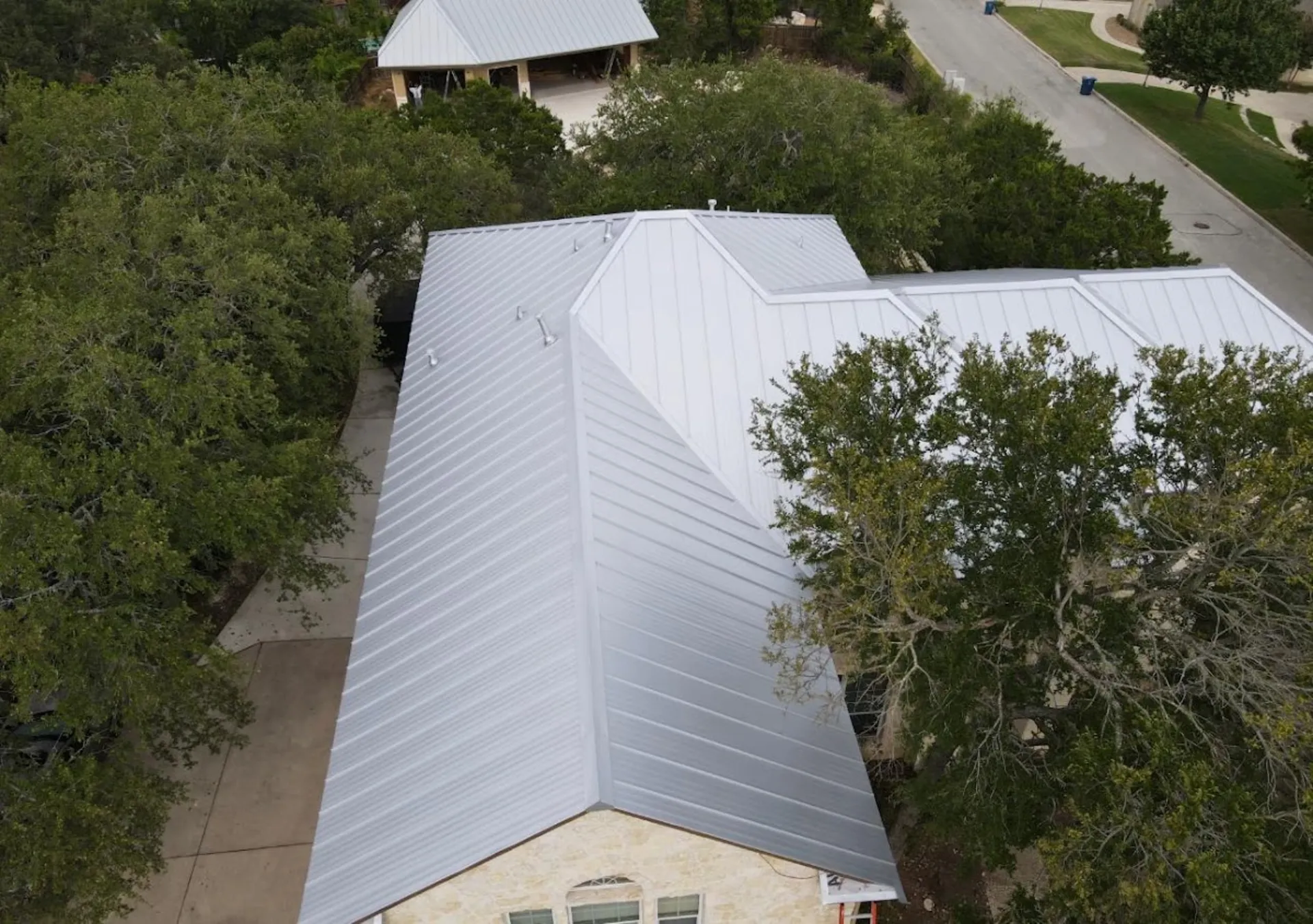 Metal Roof Coating in Ladue, MO
